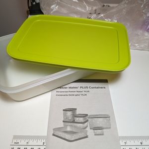 Tupperware Freezer Mates II Medium Plus 4 1/4 C Container, 7869C-2 and 7870B-3